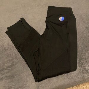 Victoria’s Secret pink ultimate mesh detail leggings